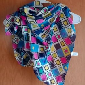 TASHA Square pattern Scarf